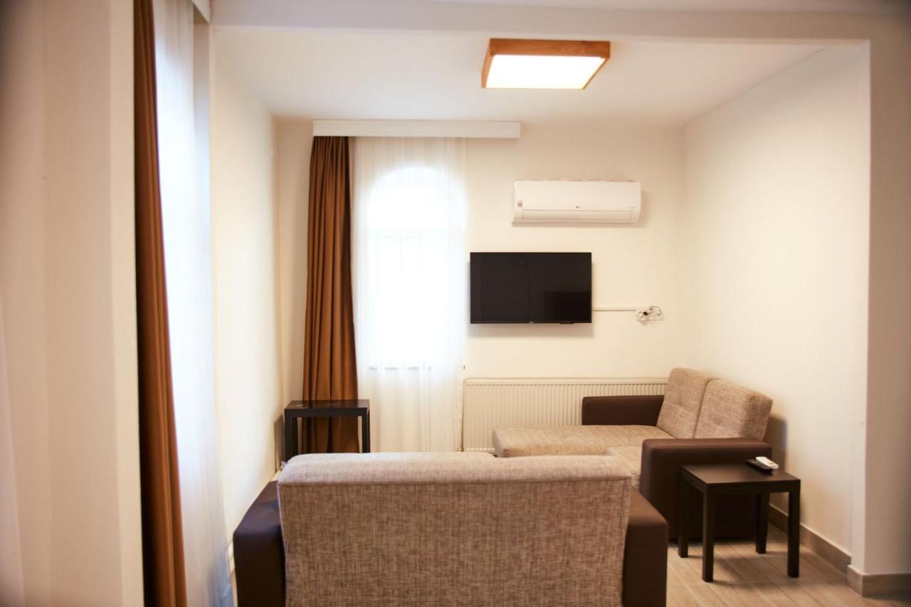 Ilcayto Suites Foça Bagian luar foto