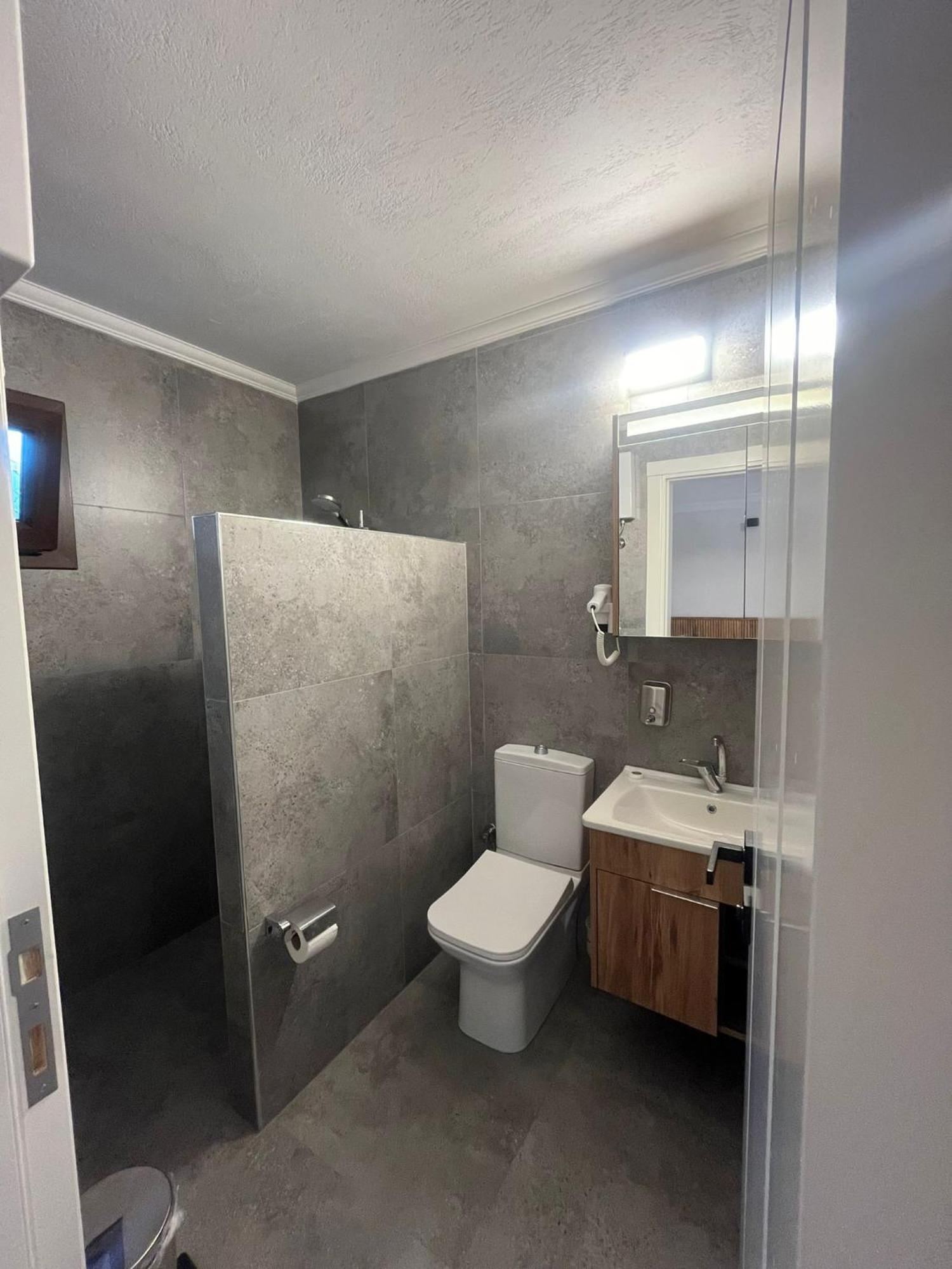Ilcayto Suites Foça Bagian luar foto